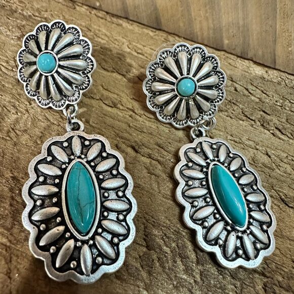 Concho Turquoise Brass‎ Post Earrings 2.2 Inches Long Antique Silver Plate - Picture 6 of 8